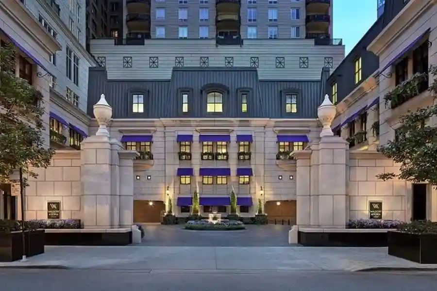Waldorf Astoria Chicago